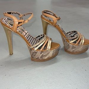 (2/$25) Jessica Simpson platform heels